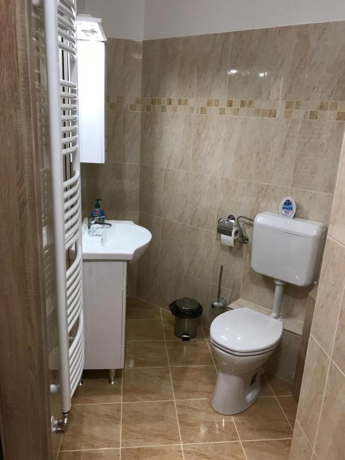 Matyas Vendeghaz 3 Rooms Apartment Kópháza Eksteriør bilde